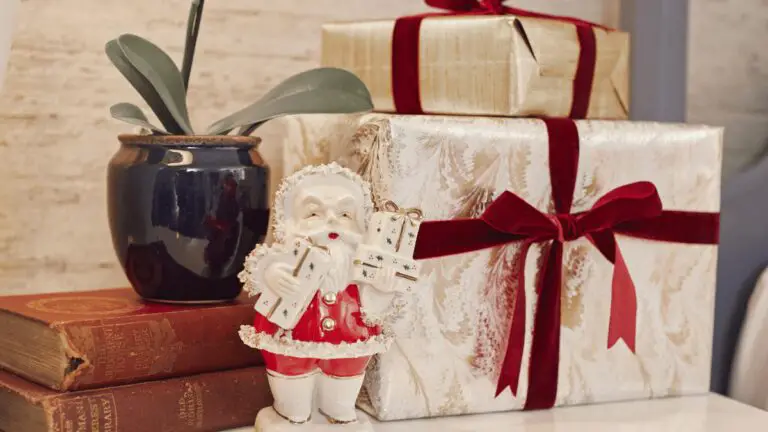 Win a $5,000 Holiday Cash Prize!