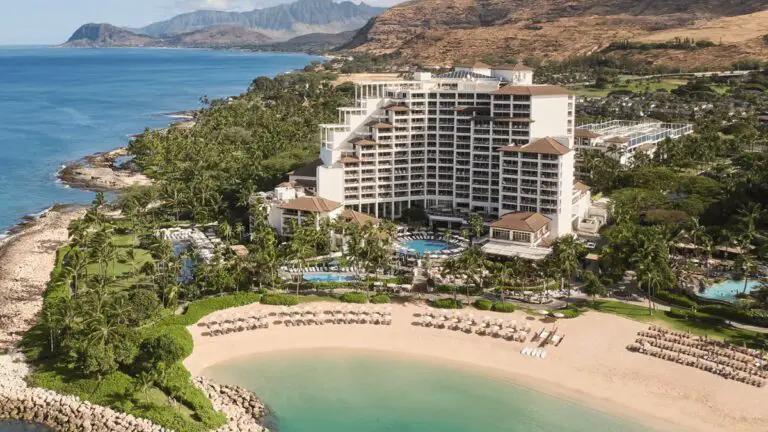 OluKai Hawaiian Trip Giveaway