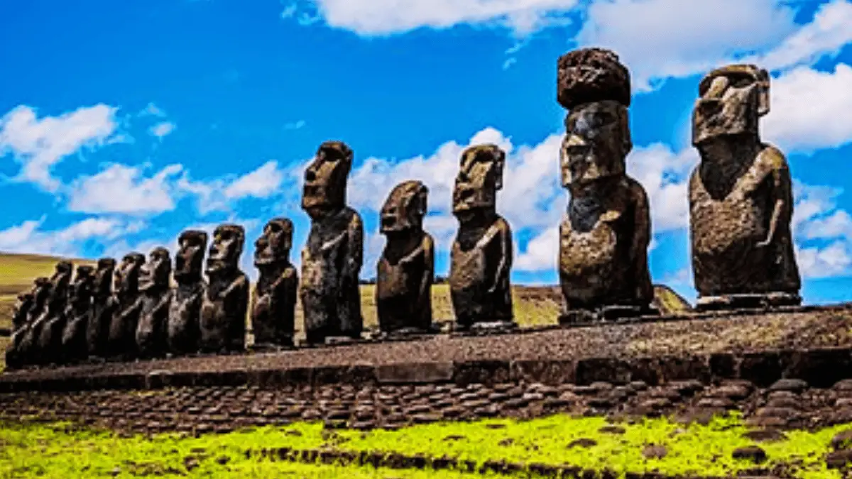 Holiday Giveaway: Win Prizes with Holland America Line